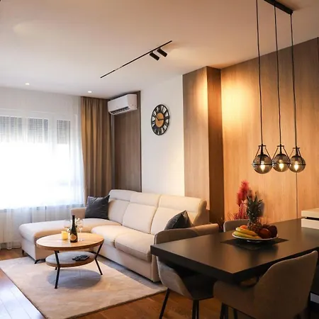Apartman Modernapartmentsbl *