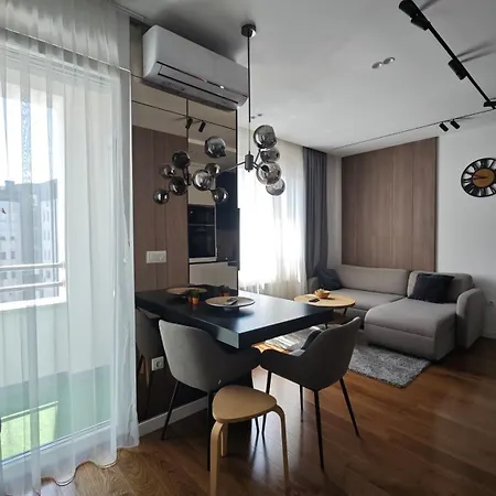 Modernapartmentsbl Apartman *